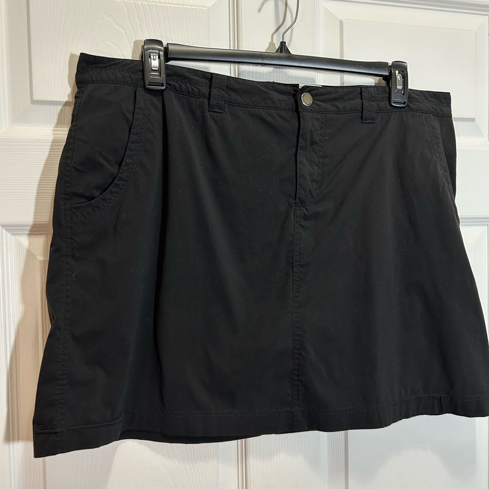 Eddie Bouer Travex Black Skirt Skort Size Women’s 18